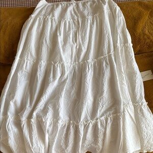 Wild Fable White Tiered Bubble Midi Skirt